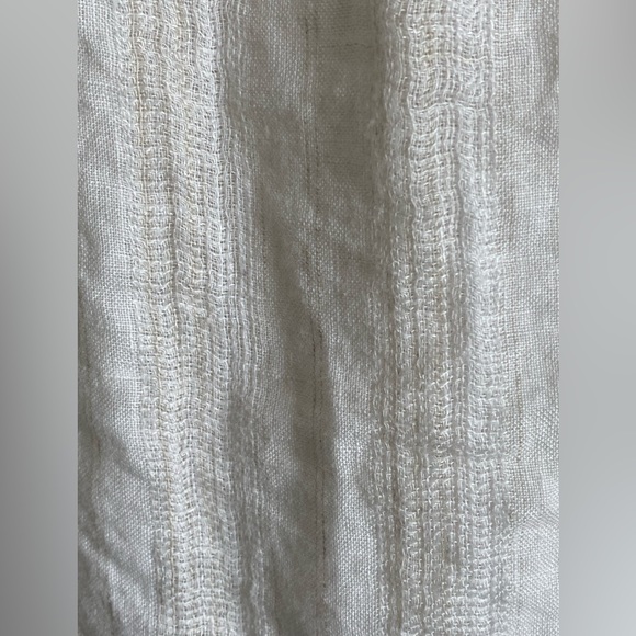 CP Shades Linen Top - Picture 5 of 8